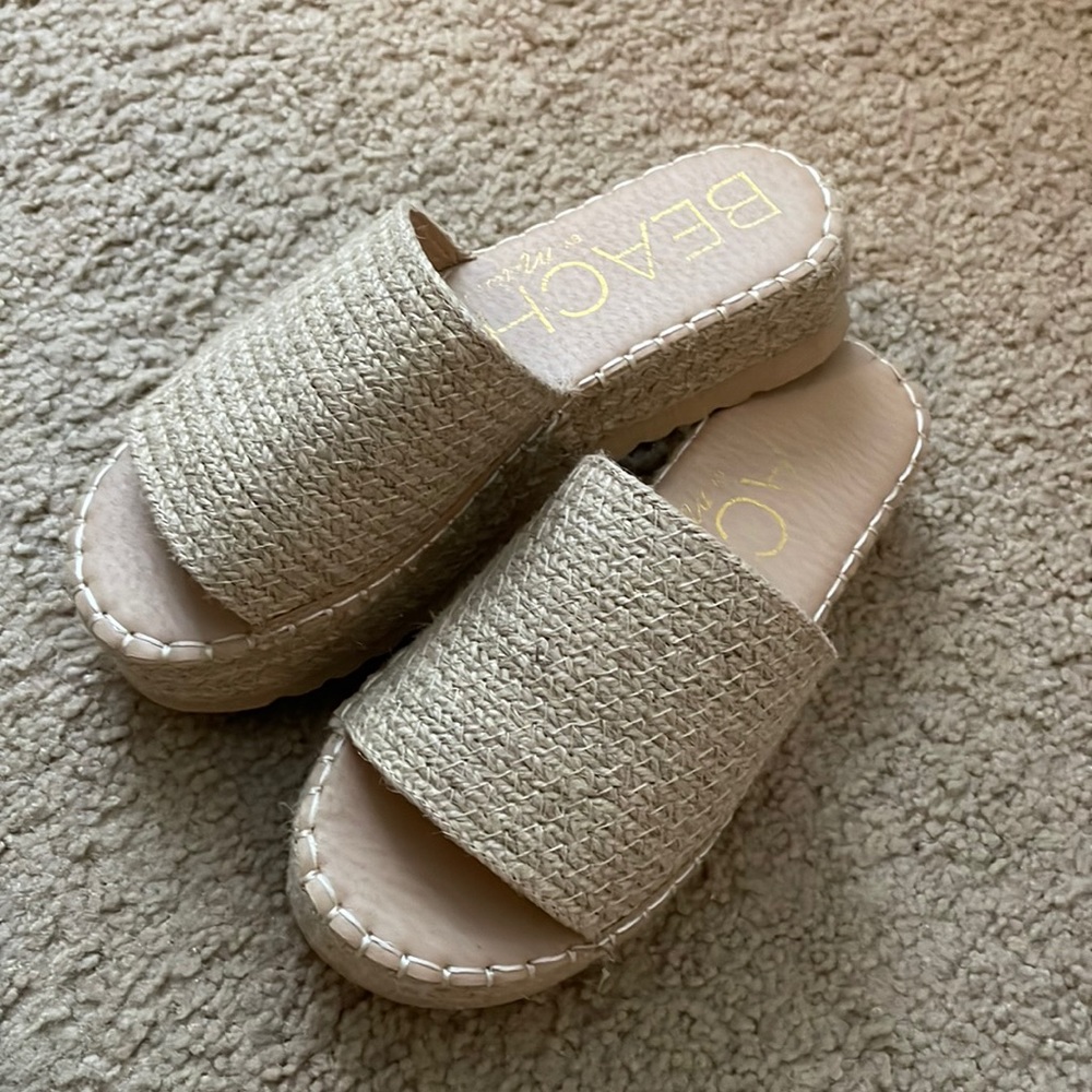 Beach platform sandals